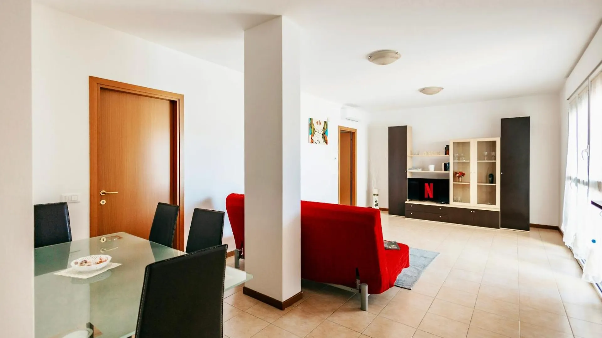 Dolcevita Milan Apartment